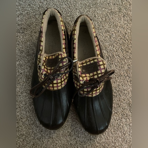 Sperry Shoes - Picture 4 of 5